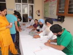 medical-camp-gurmat-parsar-01