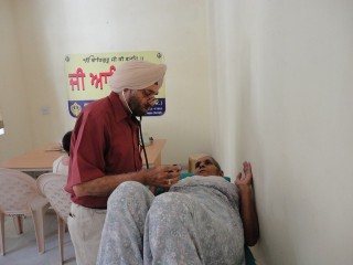 medical-camp-gurmat-parsar-10